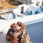 Alme Cave Villa *
