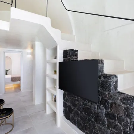 Alme Luxury Cave Villa