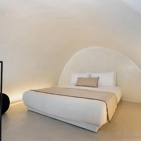 Alme Luxury Cave * Vóthon