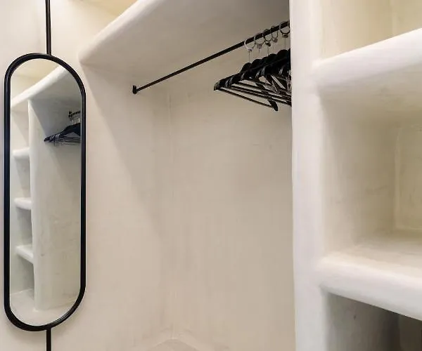 فيلة Alme Cave Vóthon